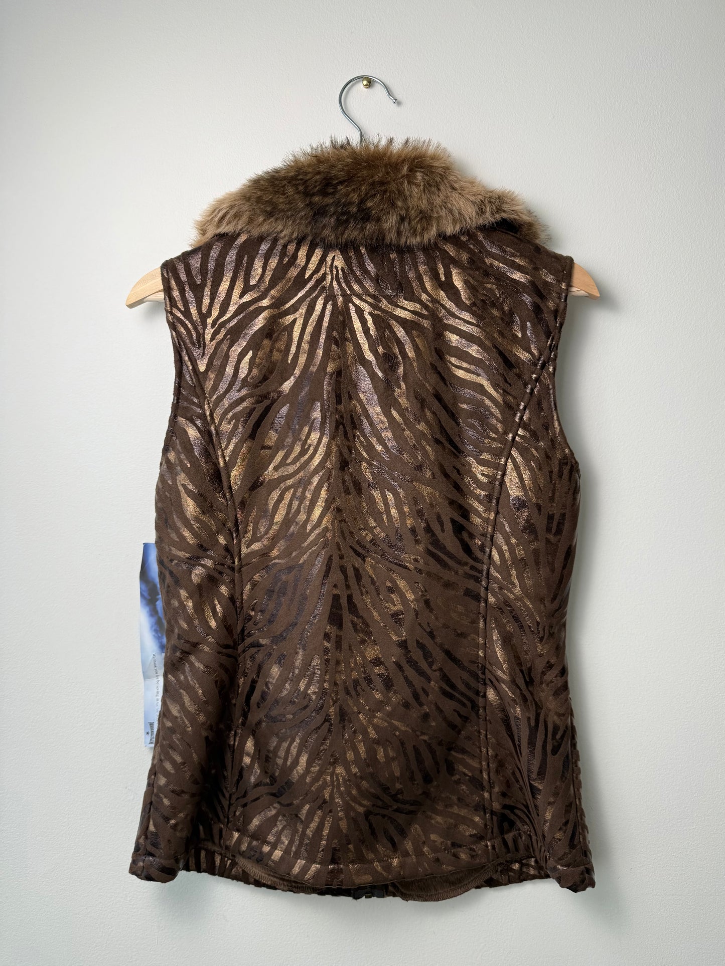 Unworn Power River Outfitters Women's Brown Zebra Faux Fur Zip-Up Vest
