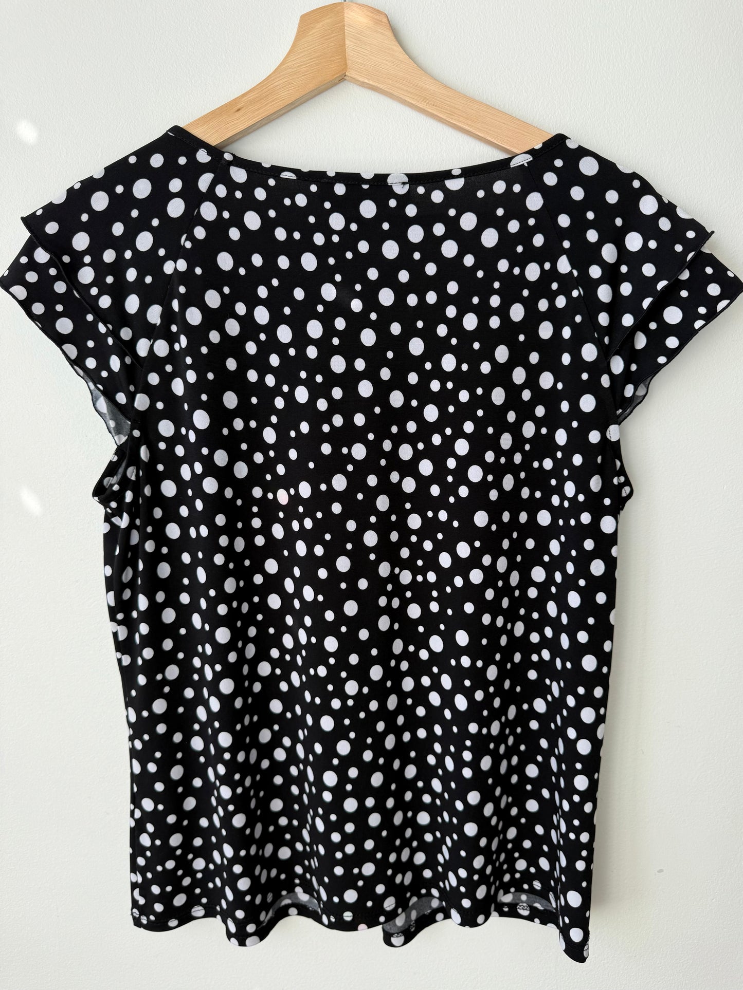 Laura Petites Women's Black & White Polka Dot Top