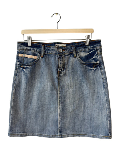 Y2K t2000 Women's Light Wash Denim Skirt