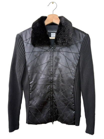 Vintage Bianca Nygard Women's Black Zip-Up Sweater with Fur Collar