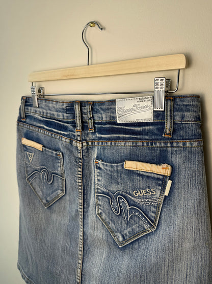 Y2K t2000 Women's Light Wash Denim Skirt