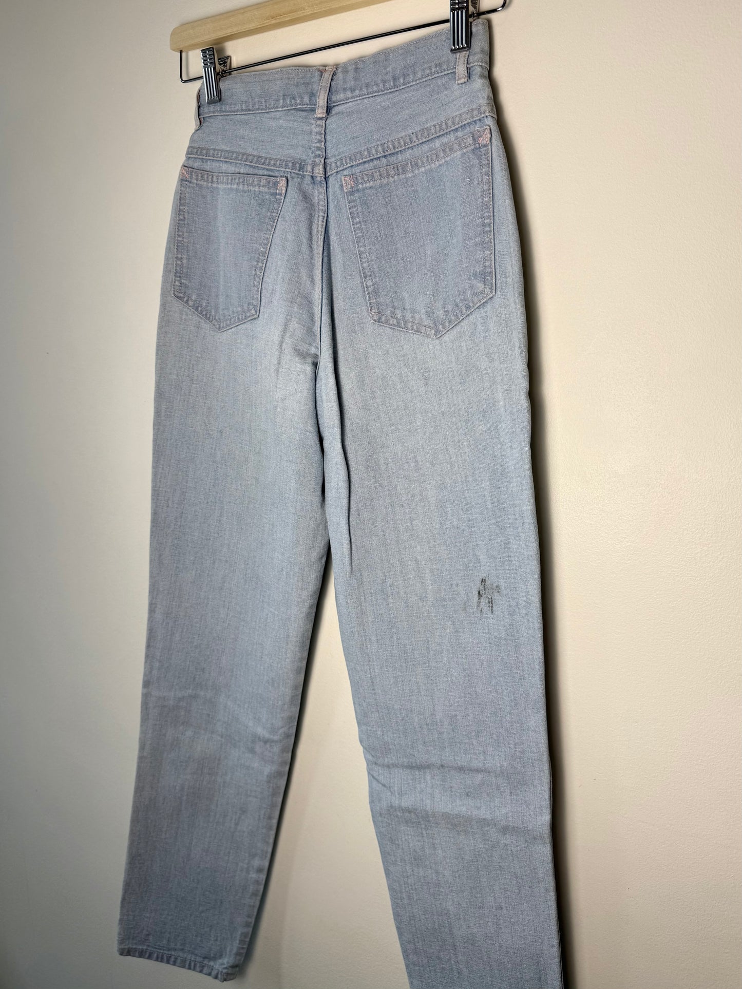 Vintage Women's Capaccino Light Blue Jeans With Baby Pink Stitch