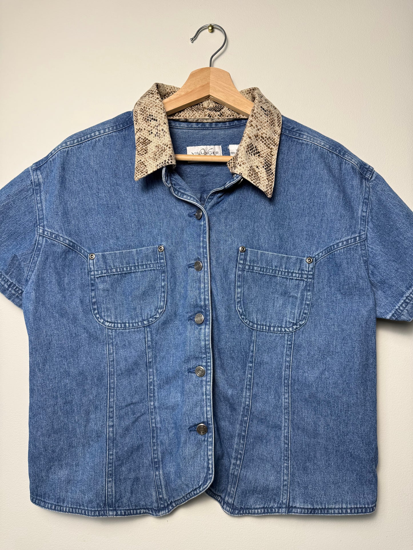 Villager Sport Women's Blue Denim Cropped Shirt with Snake Print Collar