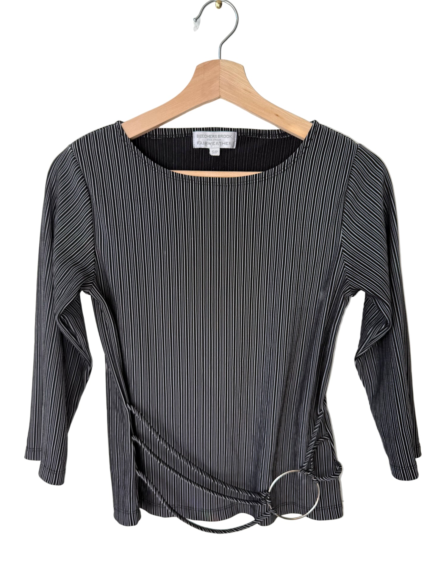 Y2K Beechers Brook Women's Black Striped Long-Sleeve Top