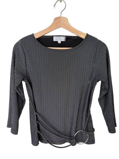 Y2K Beechers Brook Women's Black Striped Long-Sleeve Top