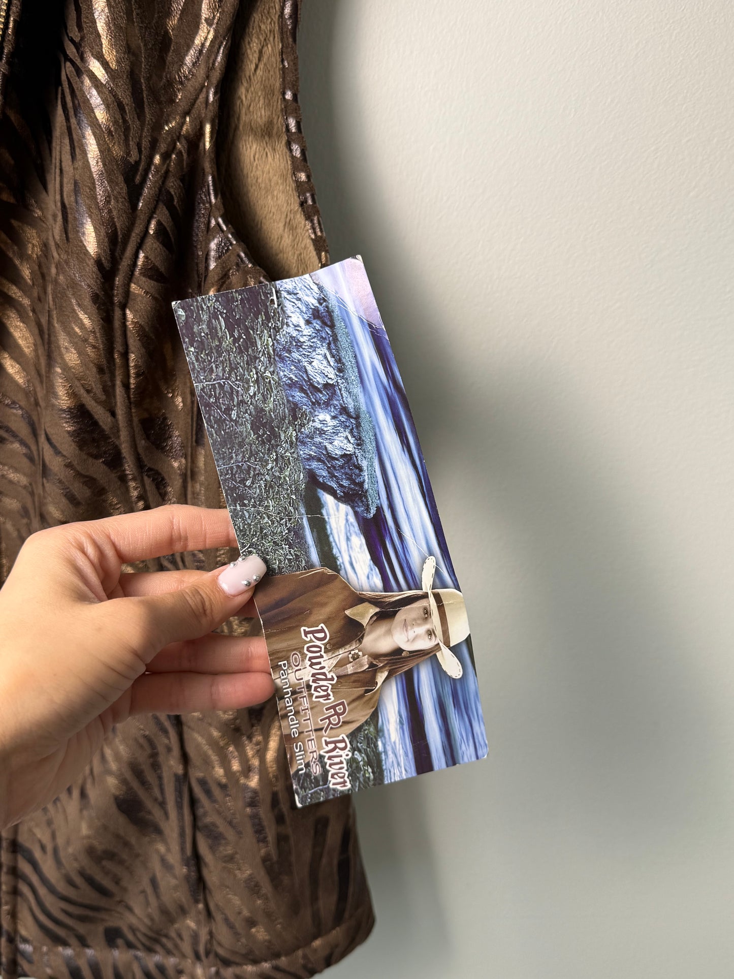 Unworn Power River Outfitters Women's Brown Zebra Faux Fur Zip-Up Vest