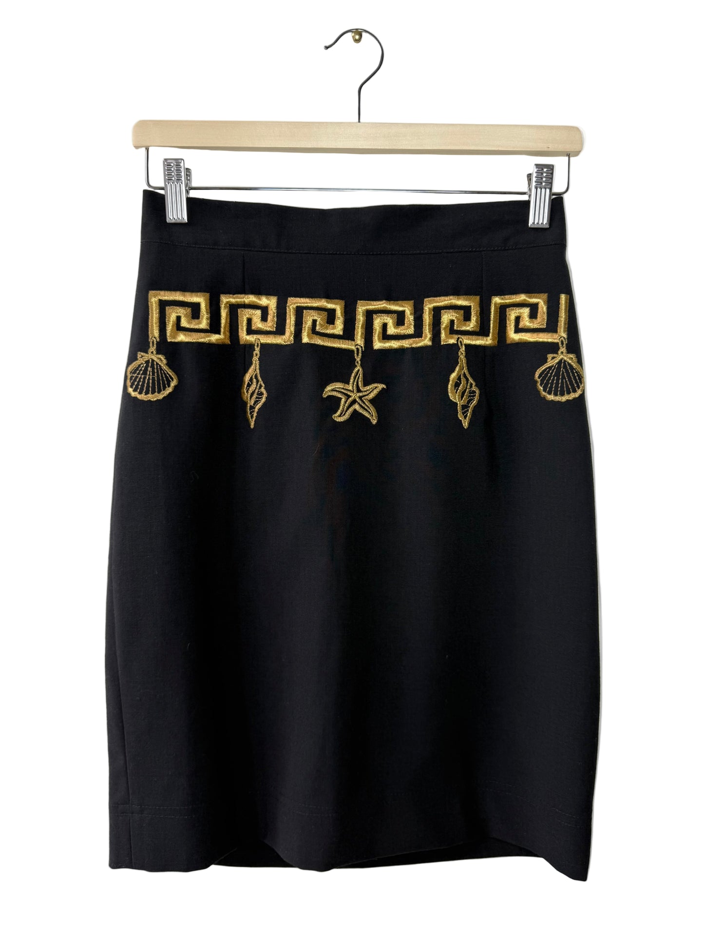 Vintage BESTINI Women's Black Pencil Skirt with Seashell Embroidery