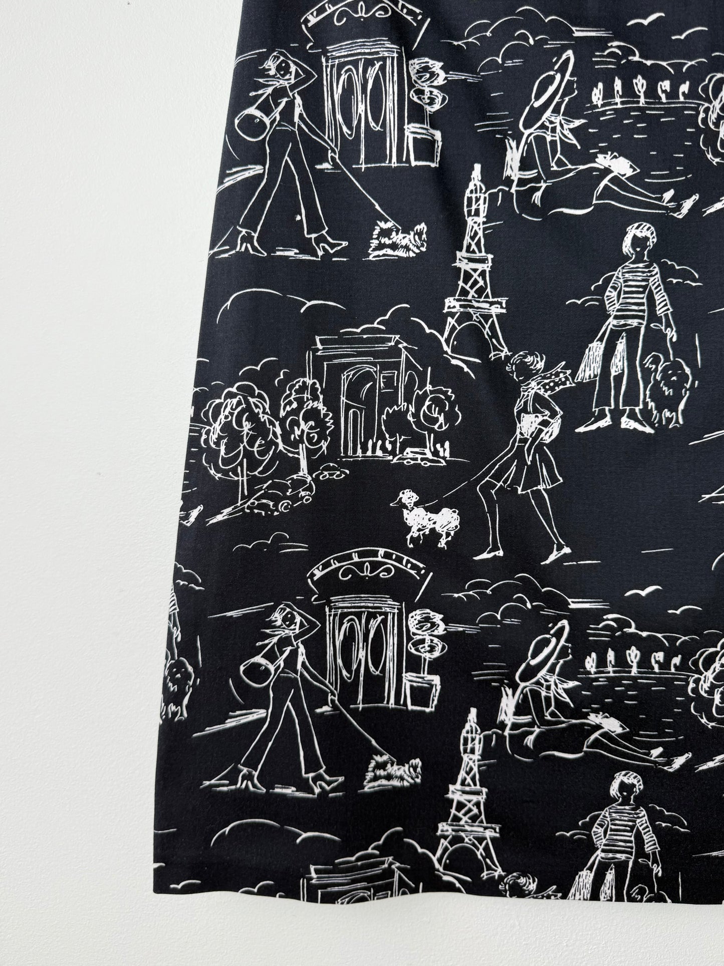 RW & CO Women's Black Cityscape Print Skirt