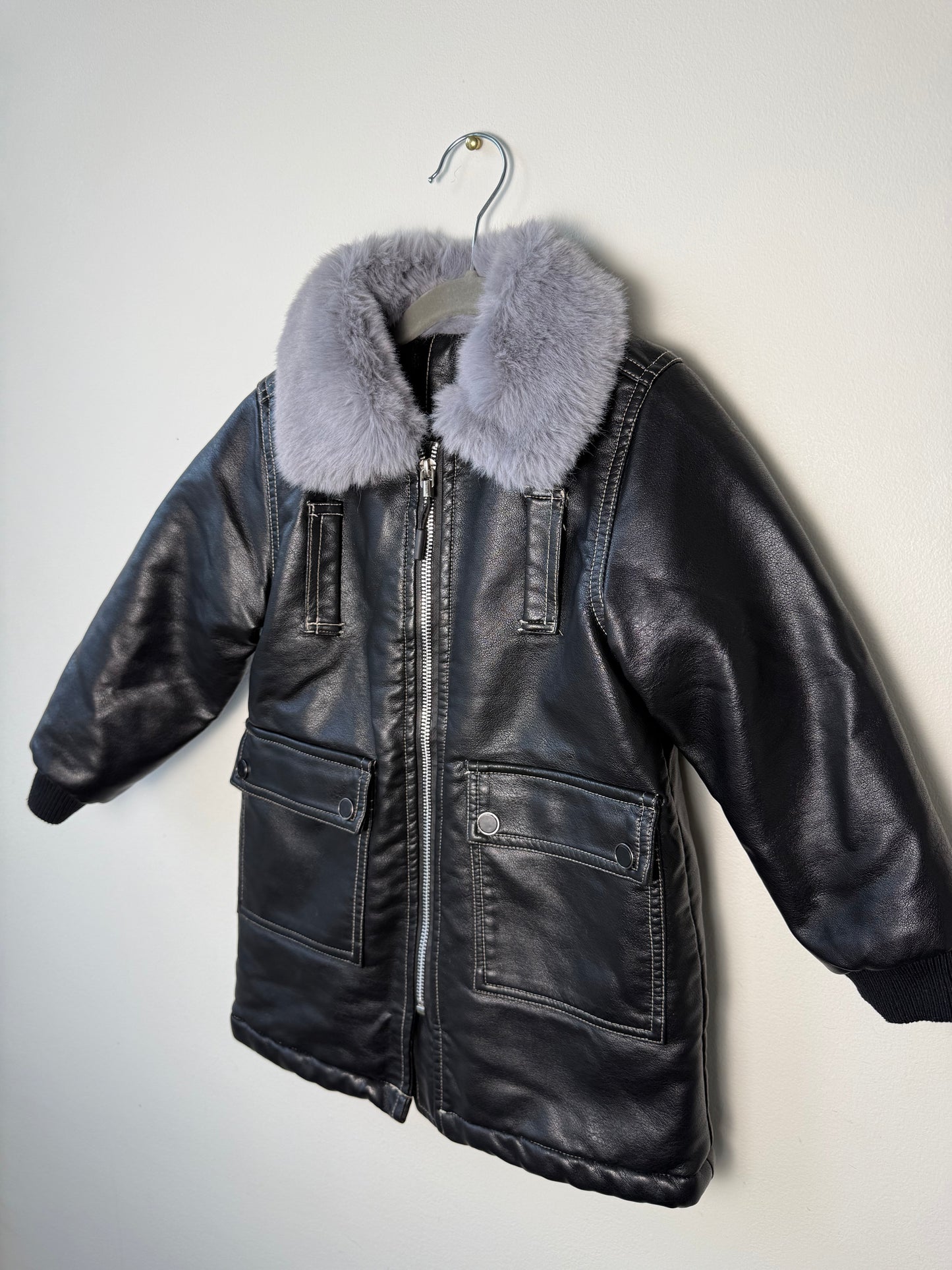 Y2K Girls' Black Long Leather Zip-Up Jacket with Grey Fur Collar