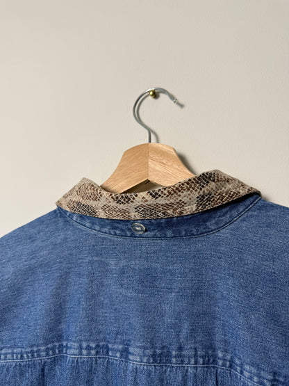 Villager Sport Women's Blue Denim Cropped Shirt with Snake Print Collar