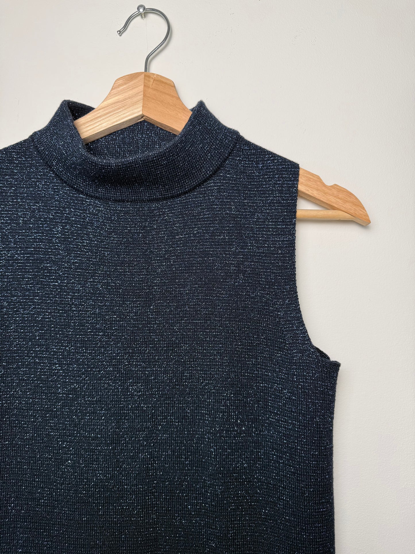 Banana Republic Women's Navy Blue Metallic Knitted Mock Neck Top