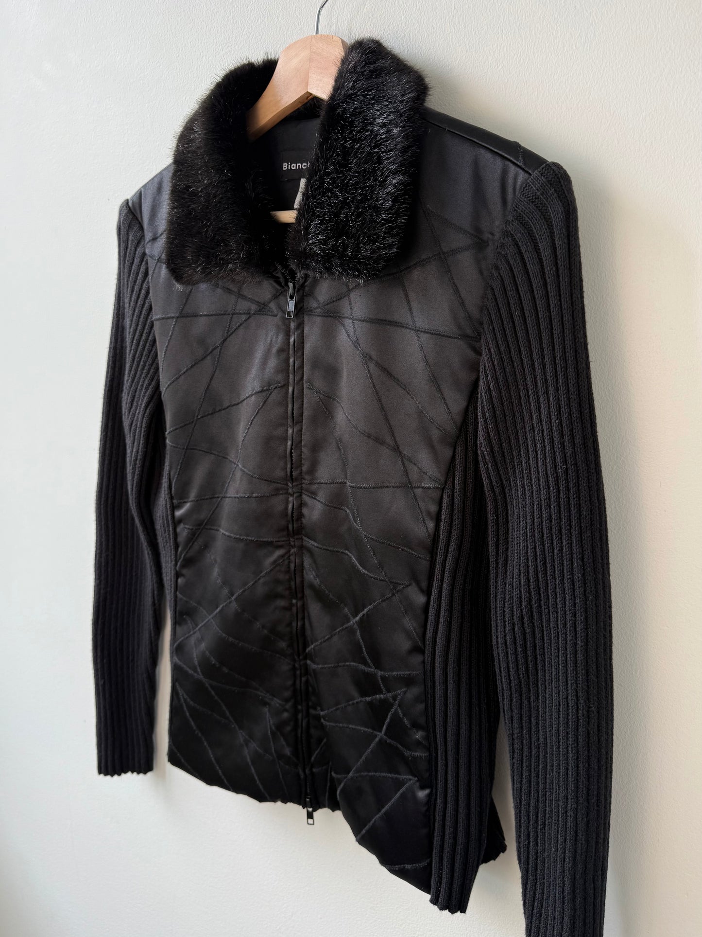 Vintage Bianca Nygard Women's Black Zip-Up Sweater with Fur Collar