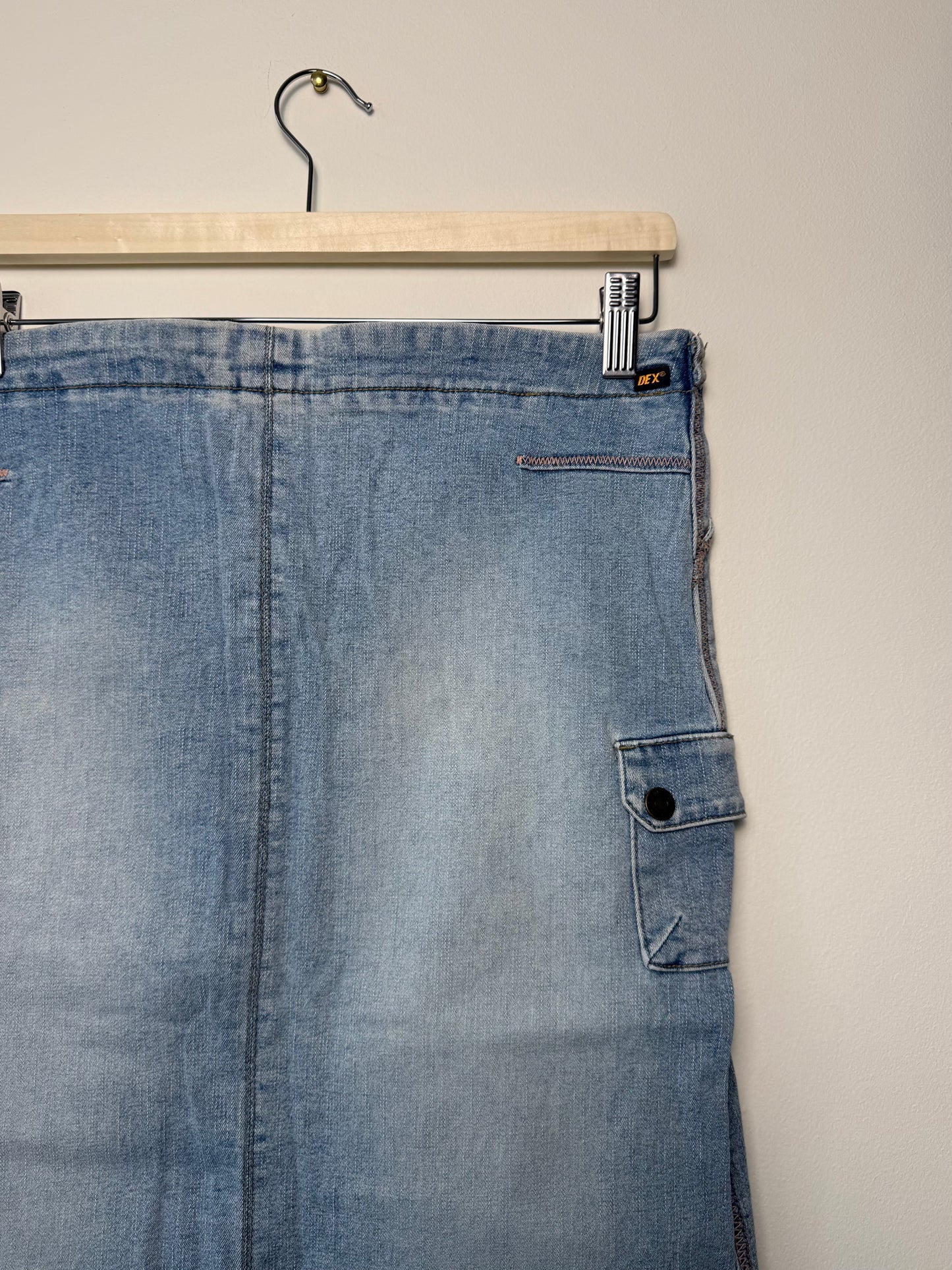 Y2K DEX Women's Stretchy Light Blue Denim Skirt