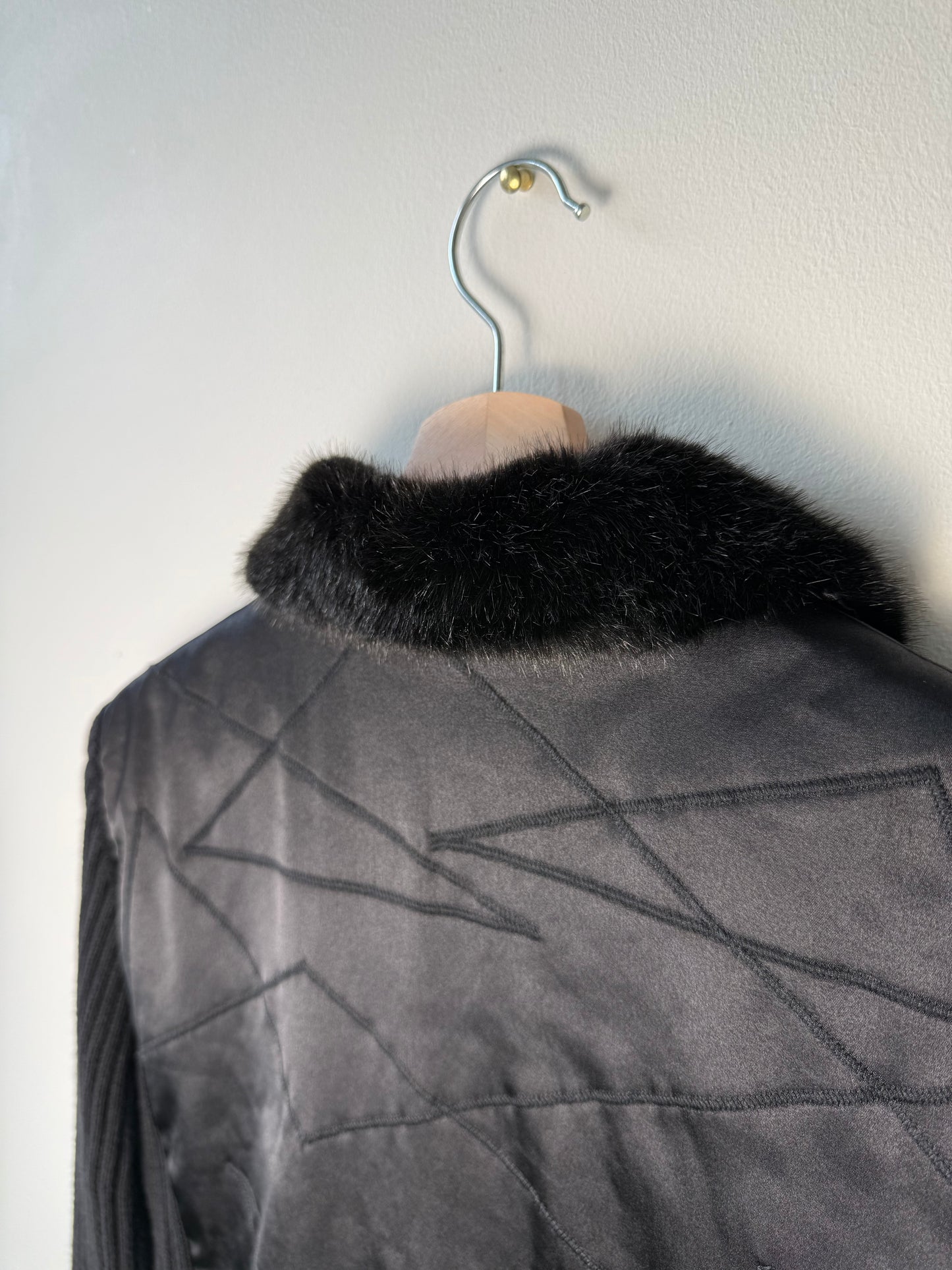 Vintage Bianca Nygard Women's Black Zip-Up Sweater with Fur Collar