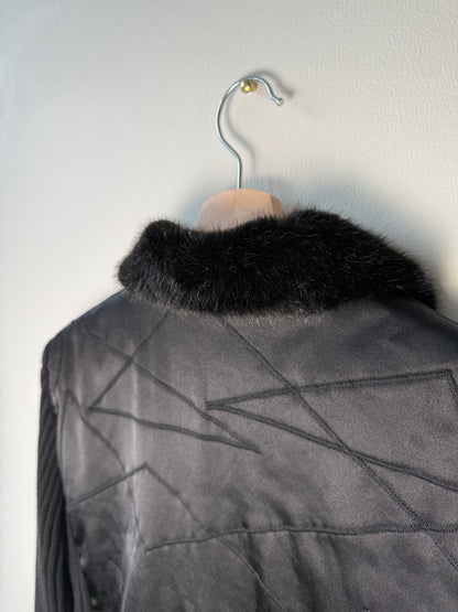 Vintage Bianca Nygard Women's Black Zip-Up Sweater with Fur Collar