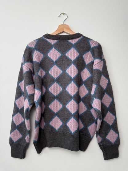 Vintage Signor Angelo Women's Gray & Pink Diamond Patterned Sweater